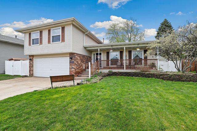 20157 S Pine Hill Road, Frankfort, IL 60423
