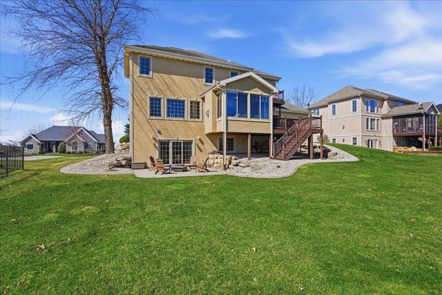 656 Rinpoche Lane, Oregon, WI 53575