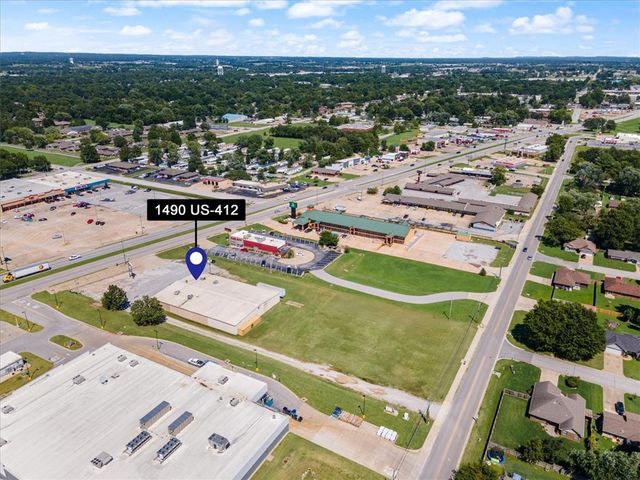 1490 W Highway 412, Siloam Springs, AR 72761