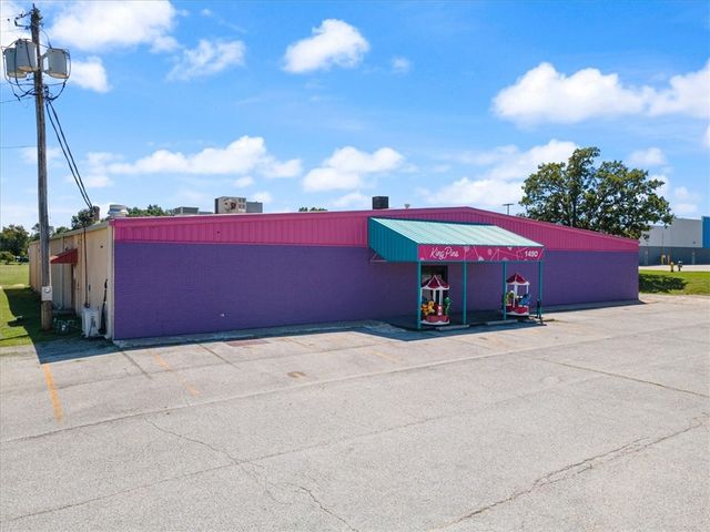 1490 W Highway 412, Siloam Springs, AR 72761