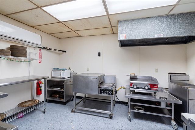 1490 W Highway 412, Siloam Springs, AR 72761