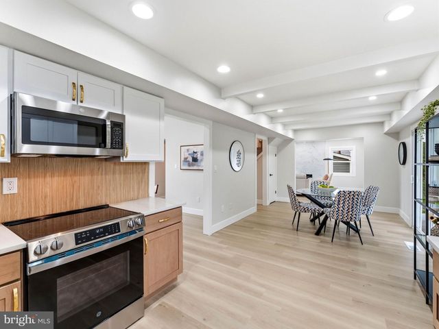 34 MAYFAIR CIR, Willingboro, NJ 08046