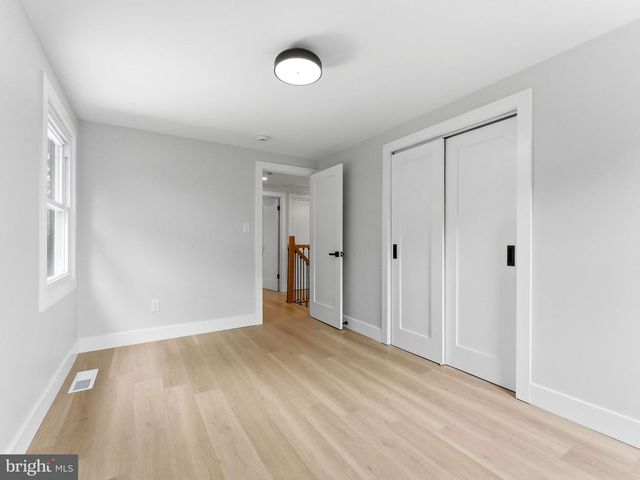 34 MAYFAIR CIR, Willingboro, NJ 08046