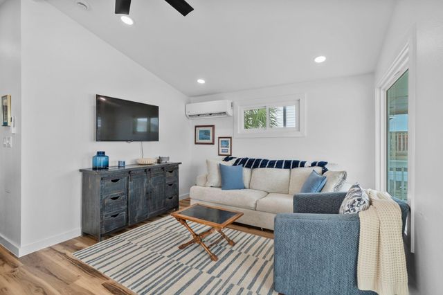 16708 Cabeza De Vaca, Jamaica Beach, TX 77554