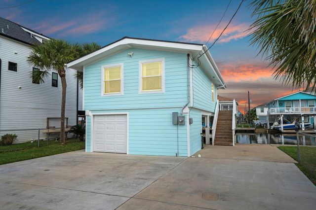 16708 Cabeza De Vaca, Jamaica Beach, TX 77554
