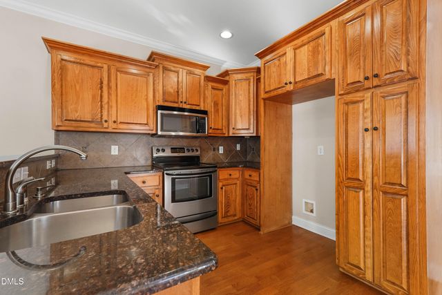 138 River Knoll Drive, Clayton, NC 27527