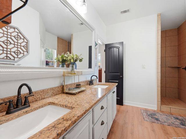 505 County Road 3822, San Antonio, TX 78253