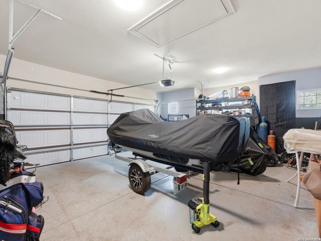 505 County Road 3822, San Antonio, TX 78253