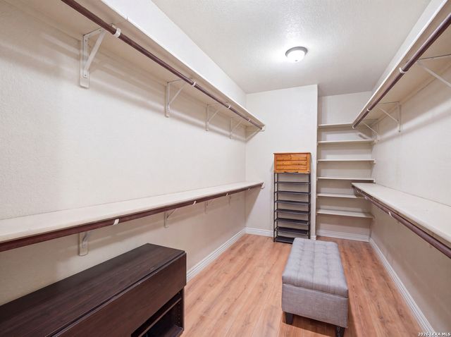 505 County Road 3822, San Antonio, TX 78253