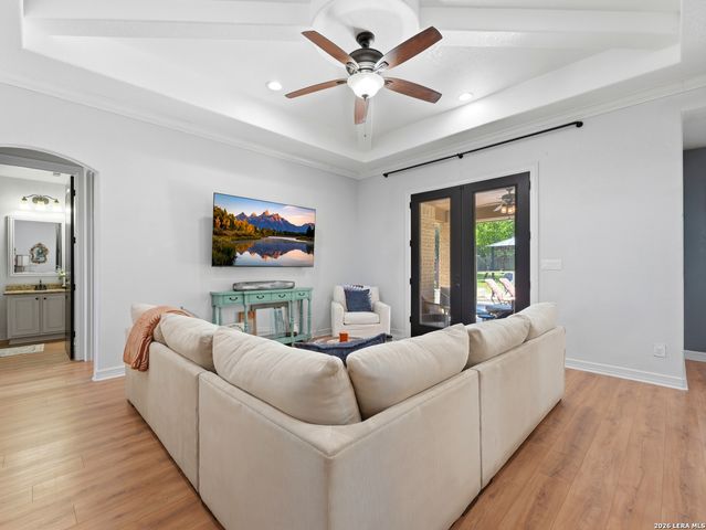 505 County Road 3822, San Antonio, TX 78253