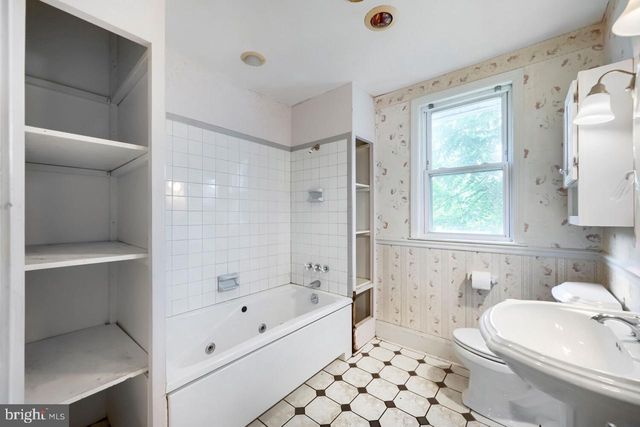 517 ELMWOOD RD, Baltimore, MD 21206