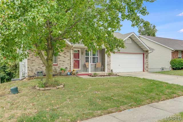 648 High School Street, Collinsville, IL 62234