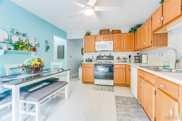 648 High School Street, Collinsville, IL 62234