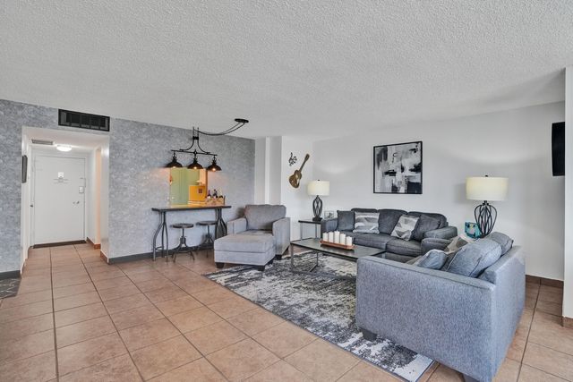 3015 N Ocean Boulevard 3d, Fort Lauderdale, FL 33308