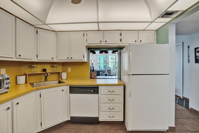 3015 N Ocean Boulevard 3d, Fort Lauderdale, FL 33308