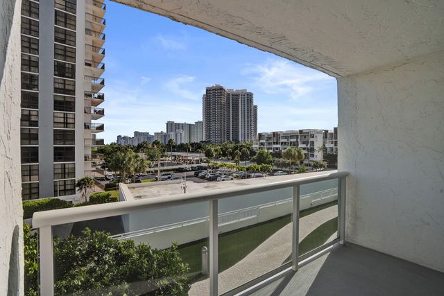 3015 N Ocean Boulevard 3d, Fort Lauderdale, FL 33308