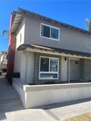 119 17th Street C, Huntington Beach, CA 92648
