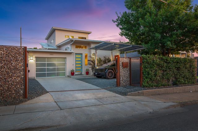 3005 E Martin Luther King Jr BLVD, Austin, TX 78702