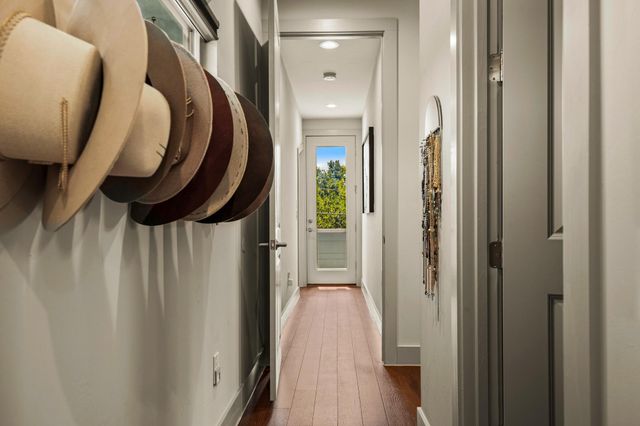 3005 E Martin Luther King Jr BLVD, Austin, TX 78702