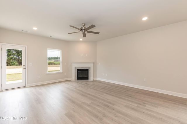 421 Whitetail Way, Tabor City, NC 28463