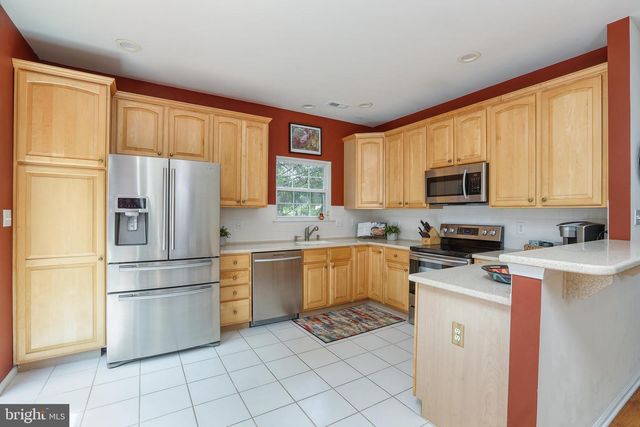 28 TANKARD LN, Washington Crossing, PA 18977