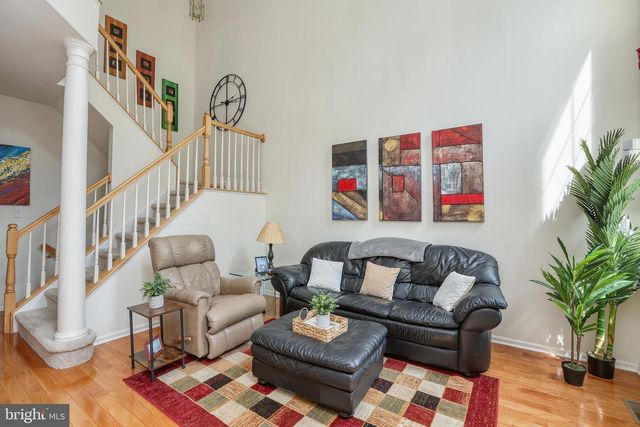 28 TANKARD LN, Washington Crossing, PA 18977