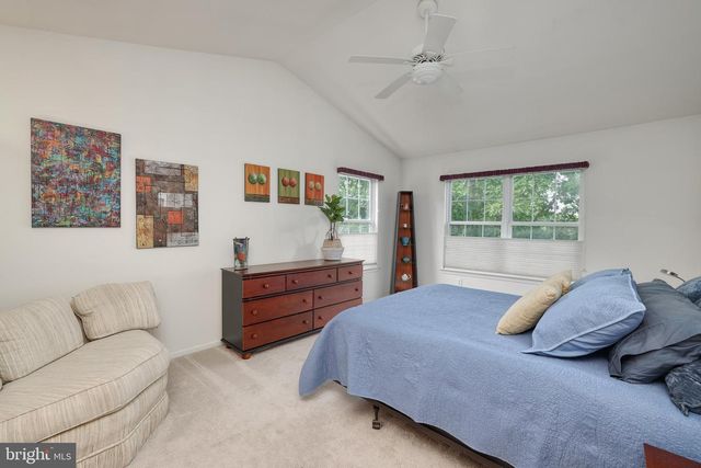 28 TANKARD LN, Washington Crossing, PA 18977