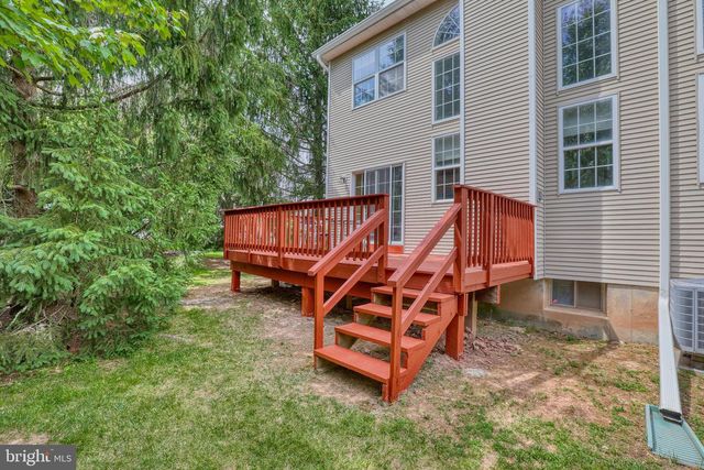 28 TANKARD LN, Washington Crossing, PA 18977