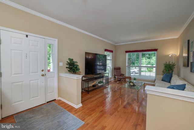 28 TANKARD LN, Washington Crossing, PA 18977
