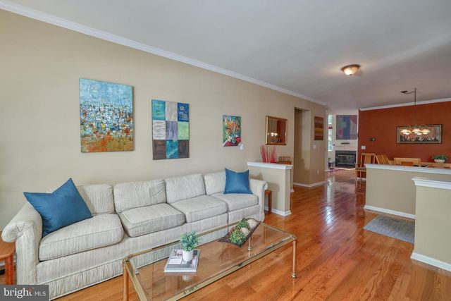 28 TANKARD LN, Washington Crossing, PA 18977