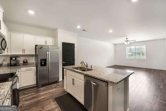 723 Aura Trail, Lawrenceville, GA 30045