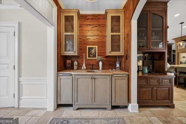 4922 Brittany Drive, Macon, GA 31210