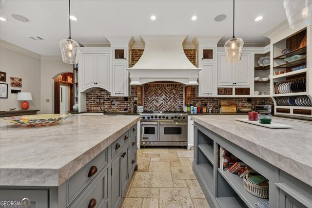 4922 Brittany Drive, Macon, GA 31210