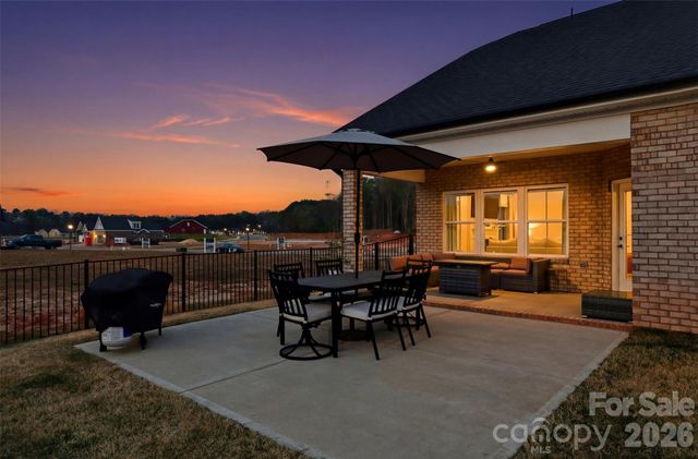 1005 Piper Meadows Drive 1, Waxhaw, NC 28173