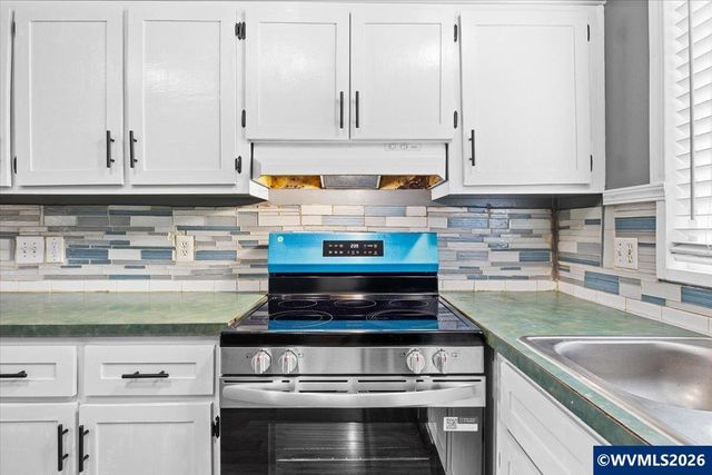 4792 Wyoming Cir NE, Salem, OR 97305