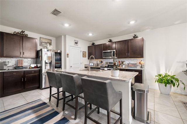 508 HICKORY COURSE LOOP, Ocala, FL 34472