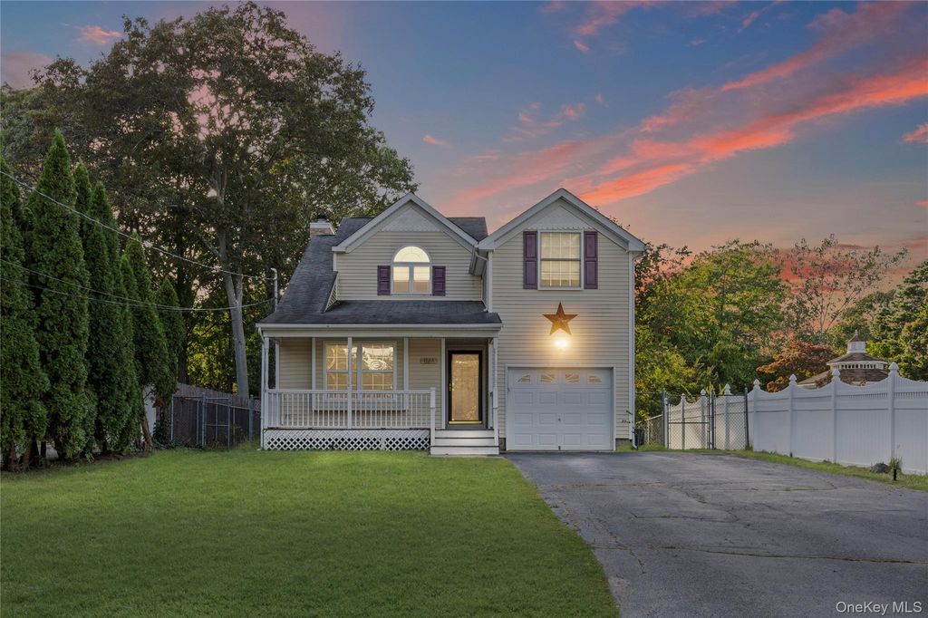 112 A Holbrook Road, Centereach, NY 11720