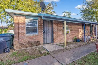 4720 Carmen Street A, Houston, TX 77033