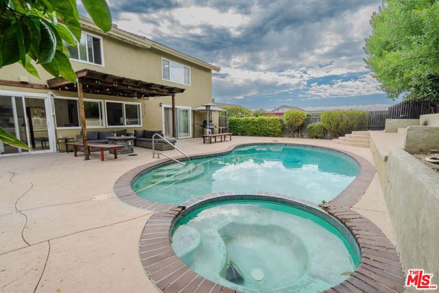 26431 Via Lara, Mission Viejo, CA 92691