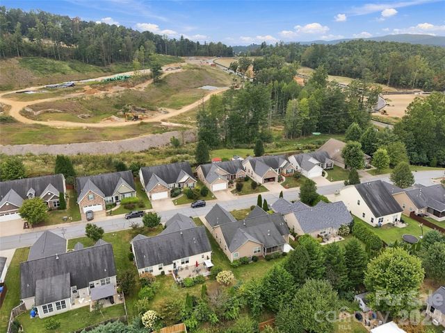 78 Brookstone Court, Hendersonville, NC 28792
