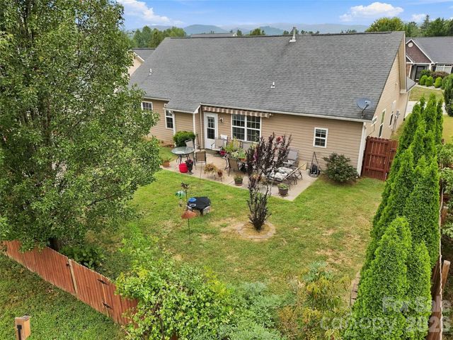78 Brookstone Court, Hendersonville, NC 28792