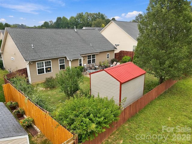 78 Brookstone Court, Hendersonville, NC 28792