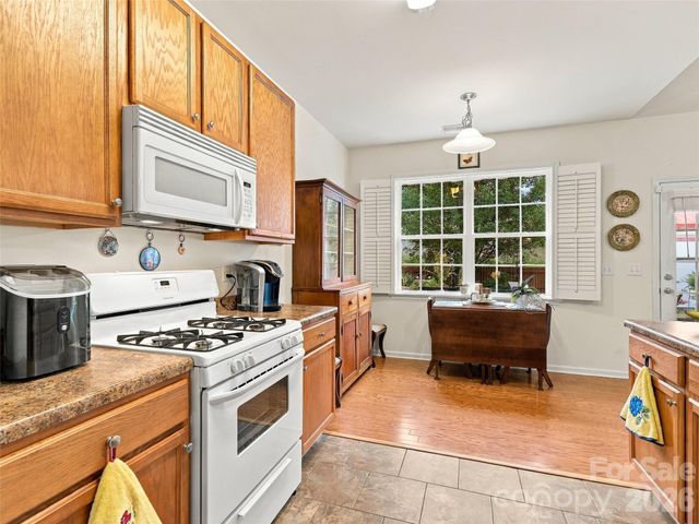 78 Brookstone Court, Hendersonville, NC 28792
