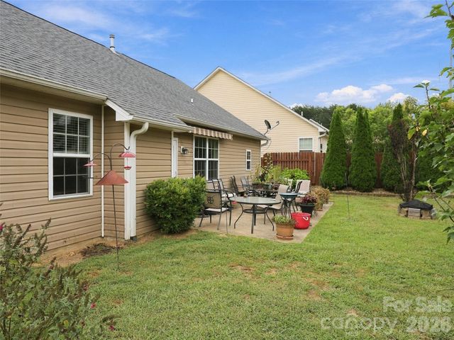 78 Brookstone Court, Hendersonville, NC 28792