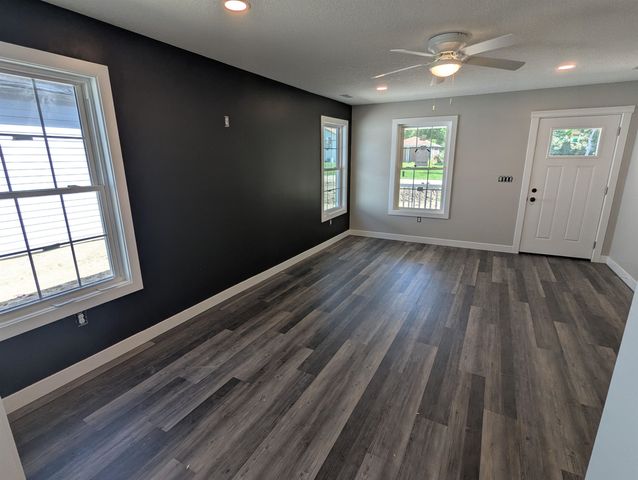 2208 24th Avenue, Fort Wayne, IN 46802