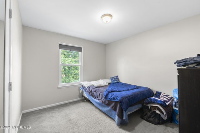 1158 Pemberton Street, Toms River, NJ 08757