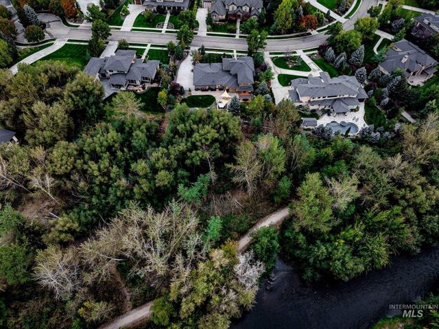 282 E Riversedge Dr., Eagle, ID 83616