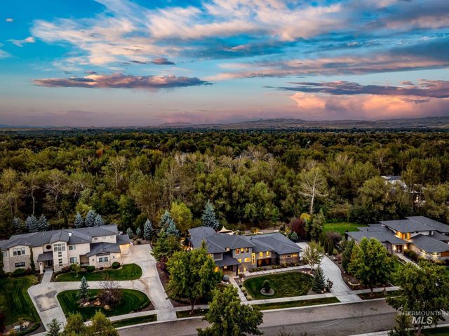 282 E Riversedge Dr., Eagle, ID 83616