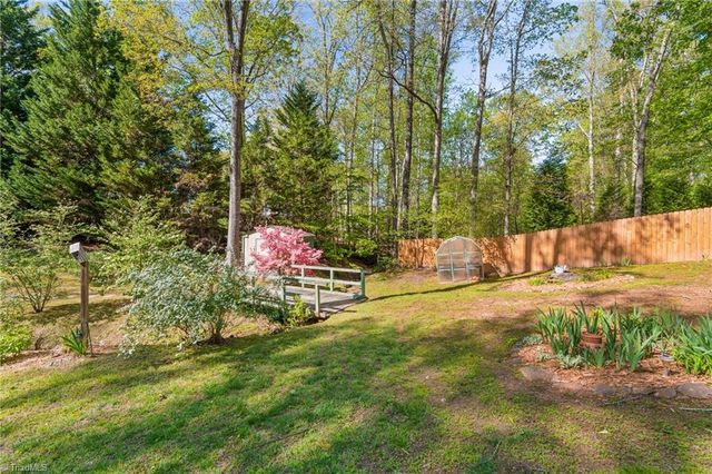 4 Bradsher Court, Randleman, NC 27317