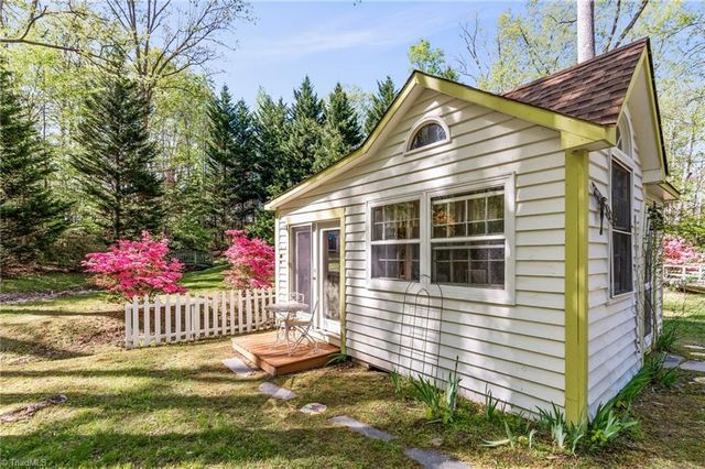 4 Bradsher Court, Randleman, NC 27317